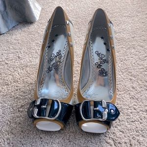 Naughty monkey mustard black and white open toe heels from Nordstrom. Size 6!